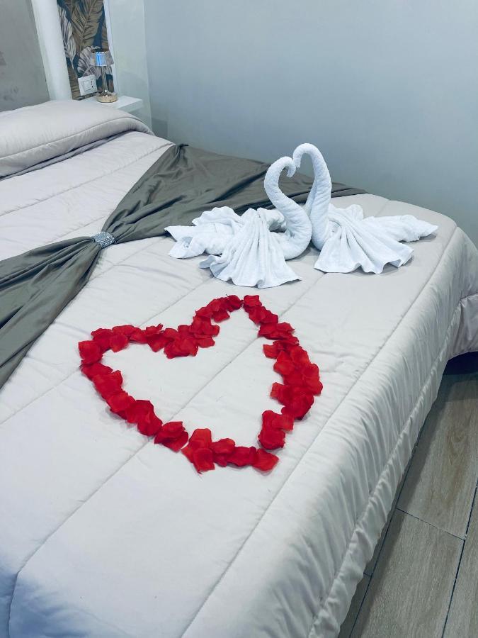La Dimora Dei Sogni Sedil Capuano Home Suite Neapel Exterior foto